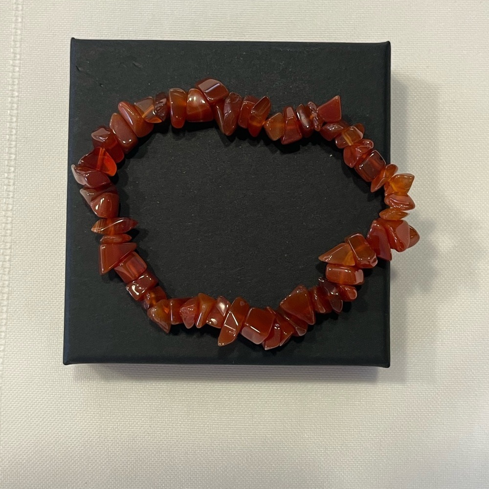Red stone Carnelian crystal gemstone chip bracelet irregular red stones stretch
